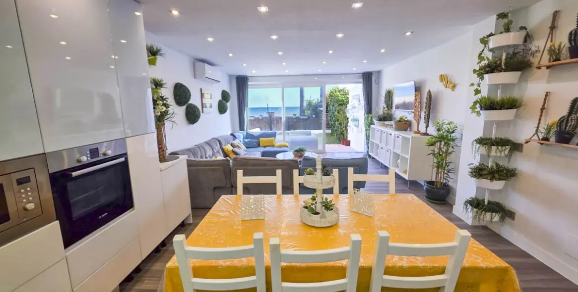 Sale of ground floor apartment in Casares Playa 20