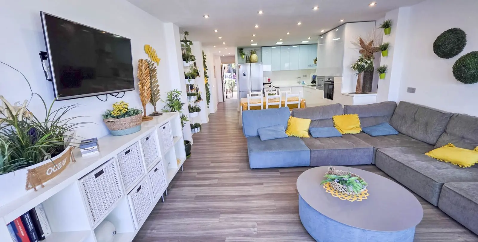 Sale of ground floor apartment in Casares Playa 24