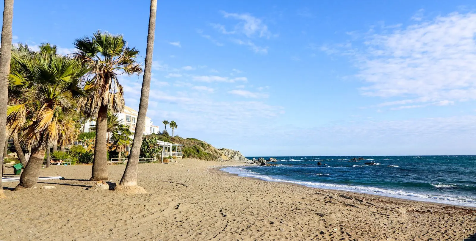 Sale of ground floor apartment in Casares Playa 53