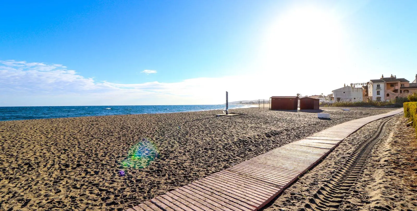 Sale of ground floor apartment in Casares Playa 60