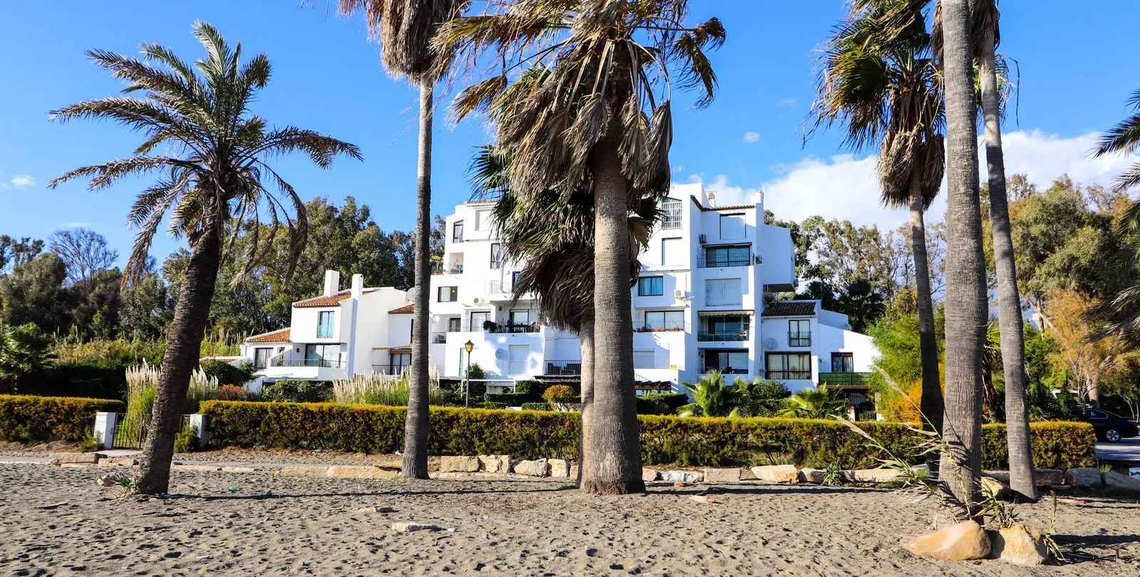 Sale of ground floor apartment in Casares Playa 64
