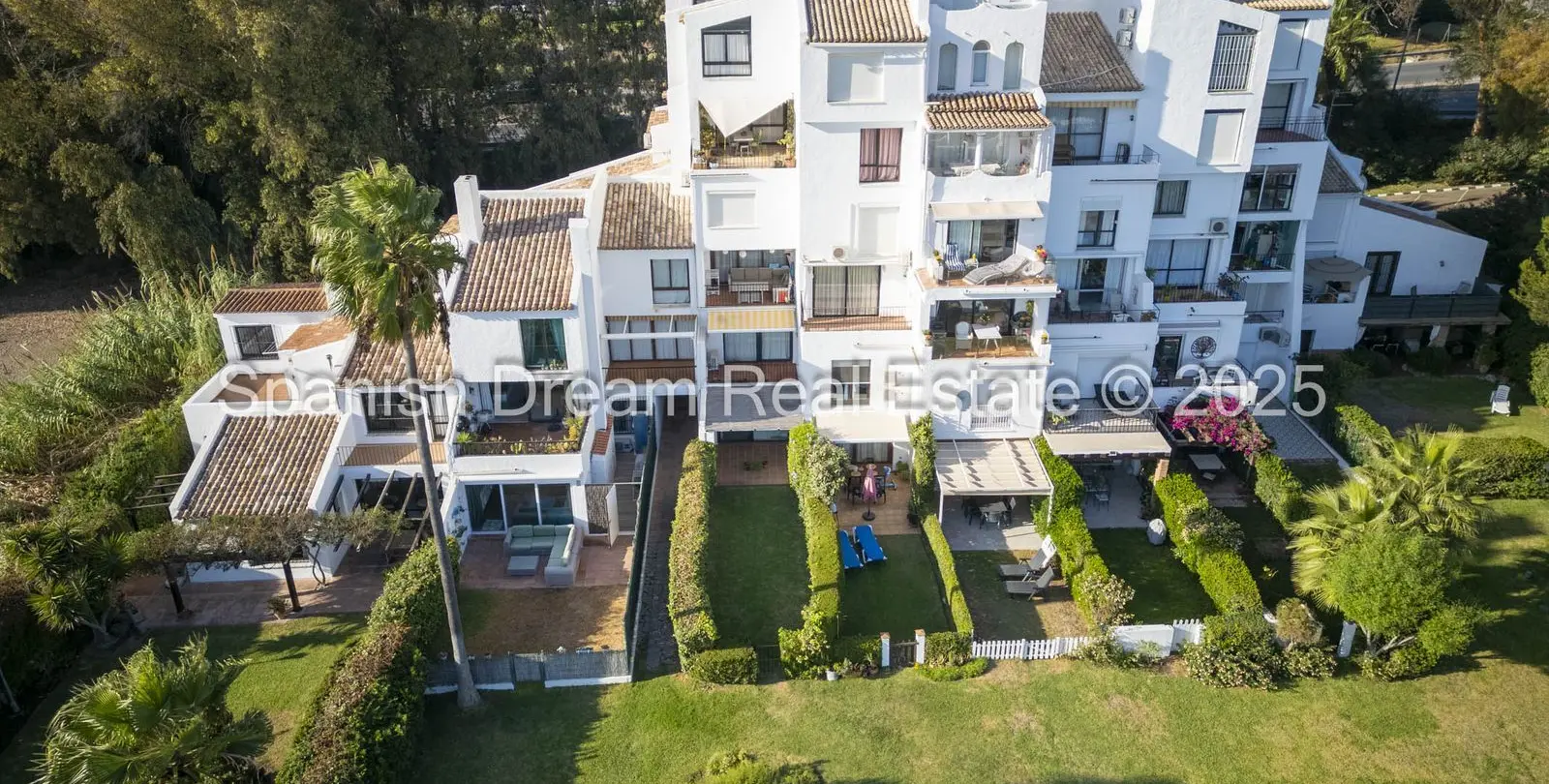 Sale of ground floor apartment in Casares Playa 69