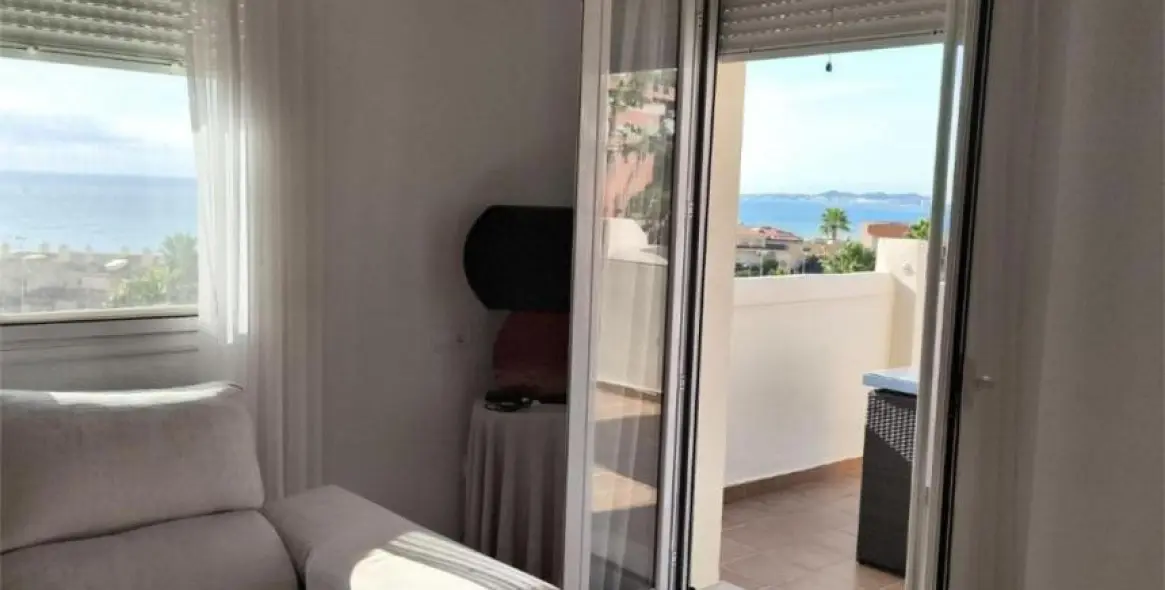 Sale of penthouse in Benalmadena 4