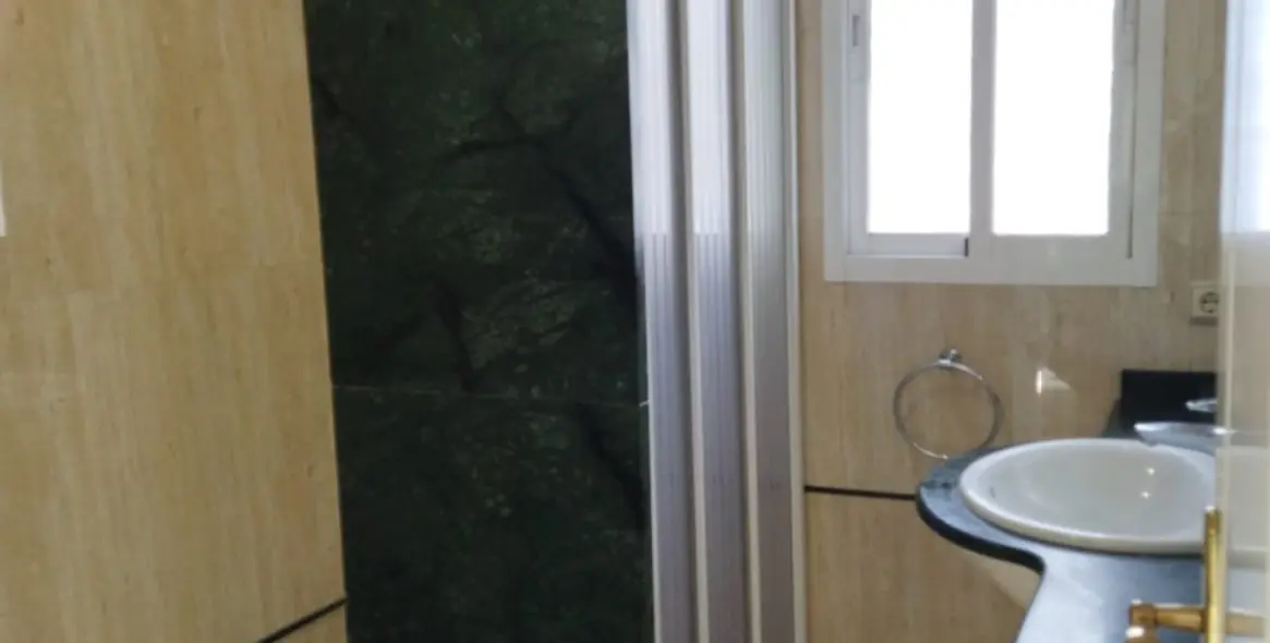 Продажа апартаментов на среднем этаже в Marbella 8