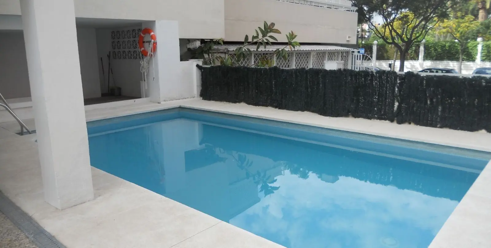 Sale of middle floor apartment in Marbella 1