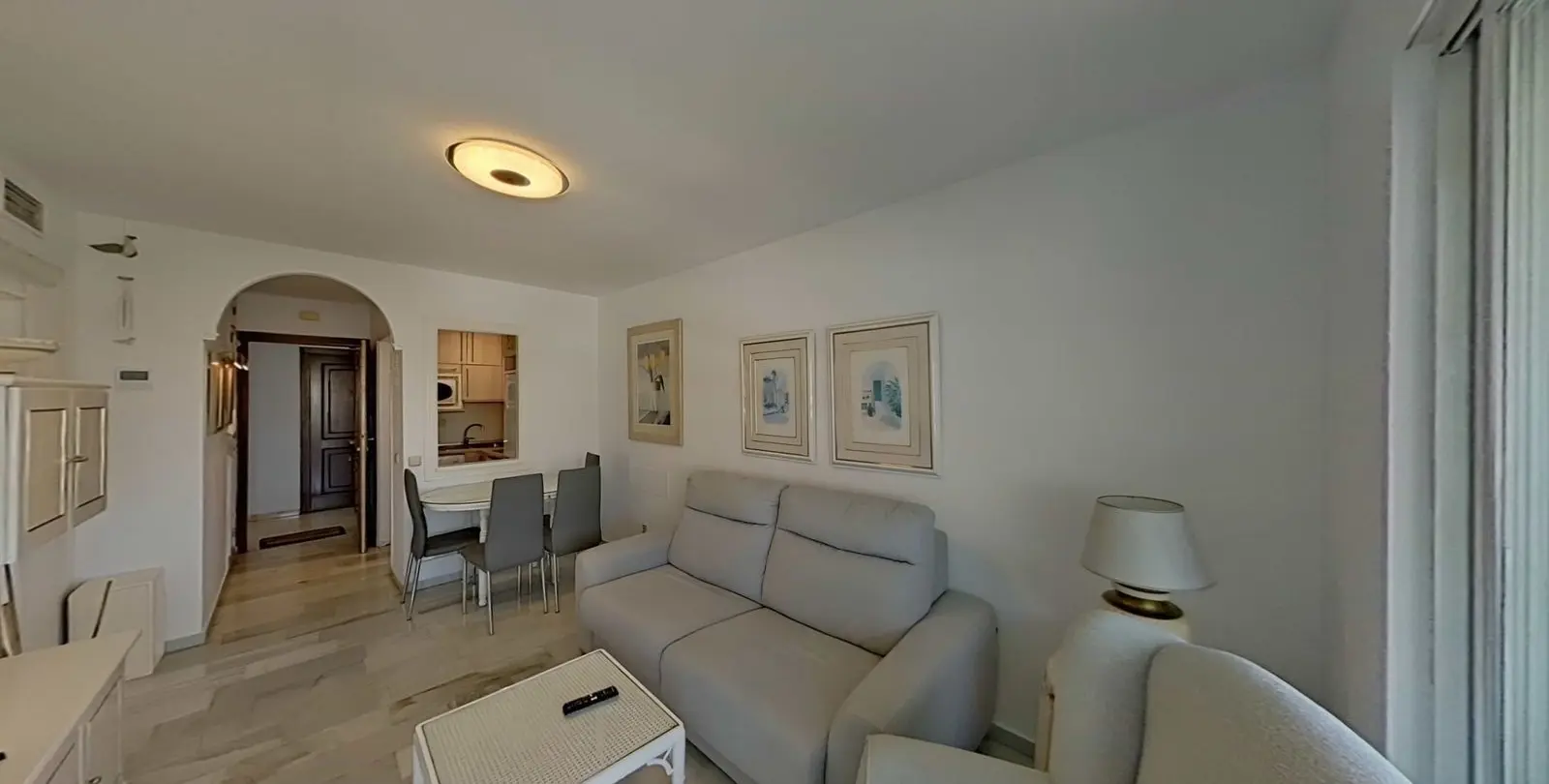 Sale of middle floor apartment in Marbella 8