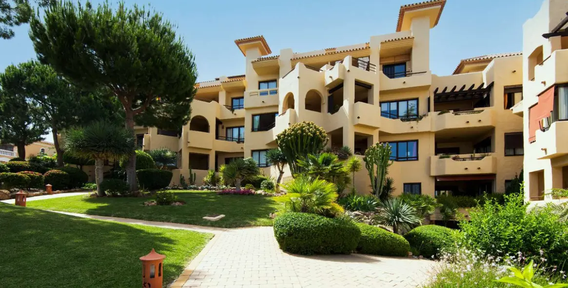 Продажа апартаментов на среднем этаже в Benalmadena 4