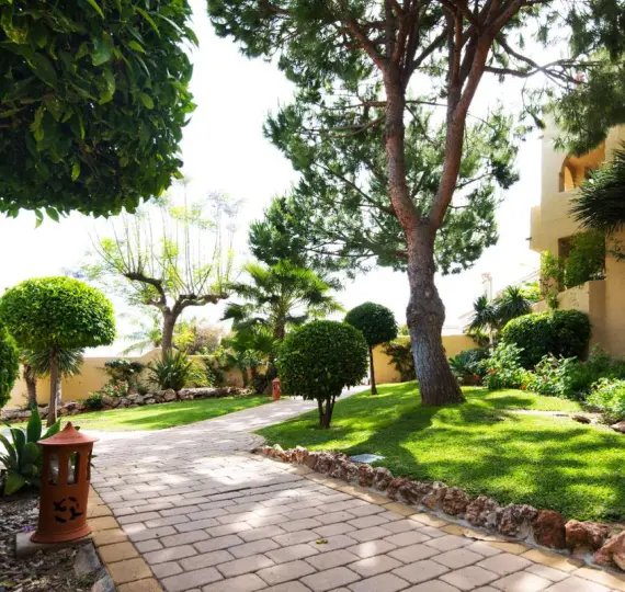 Venta de apartamento en planta media en Benalmadena