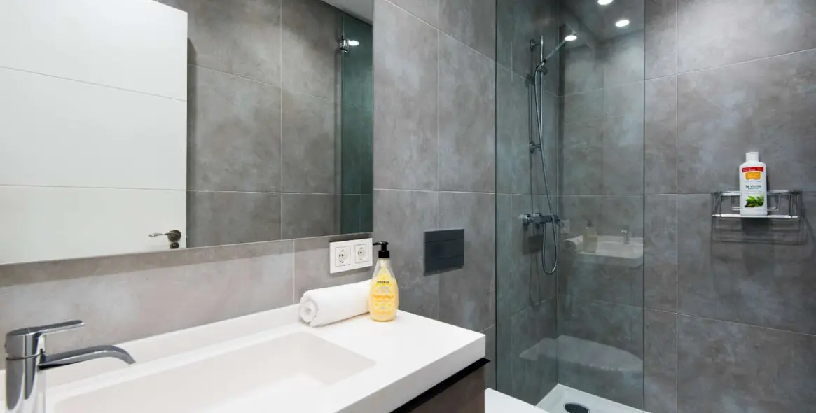 Продажа апартаментов на среднем этаже в Benalmadena 28