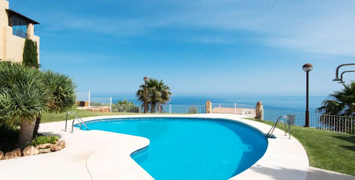 Продажа апартаментов на среднем этаже в Benalmadena 32