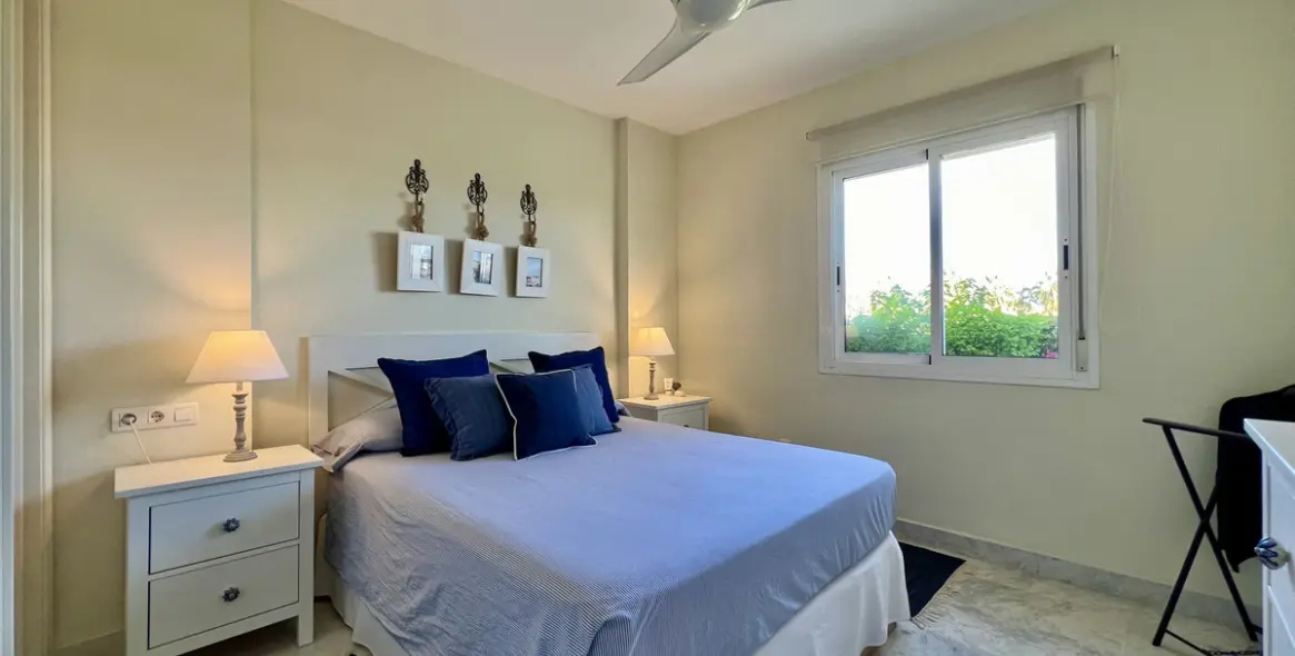 Продажа апартаментов на среднем этаже в Guadalmina Baja 9