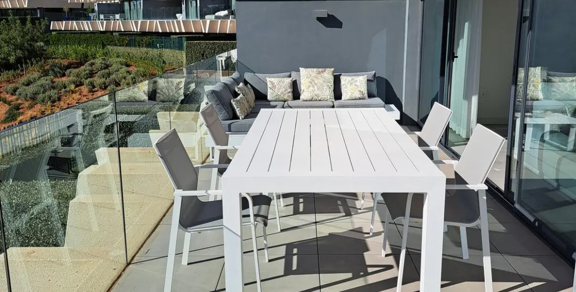 Продажа апартаментов на среднем этаже в Estepona 14