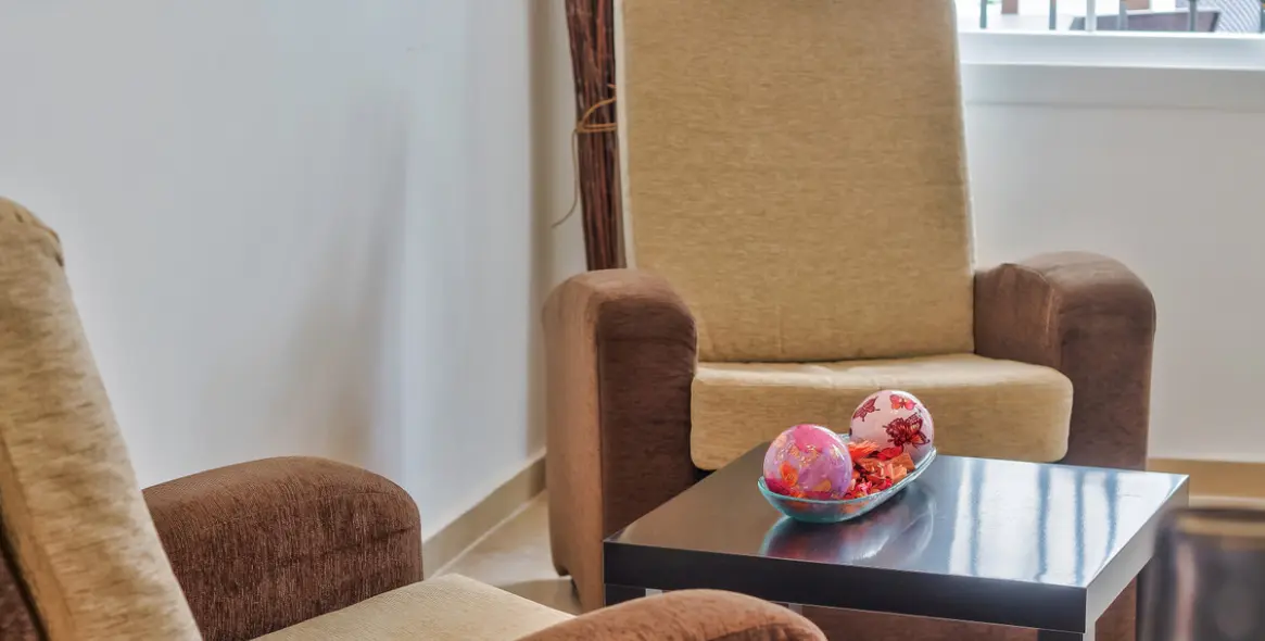 Продажа дома на две семьи в Lauro Golf 9