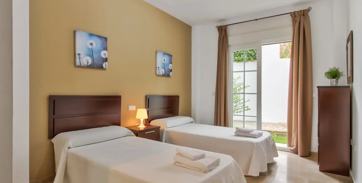 Продажа дома на две семьи в Lauro Golf 14