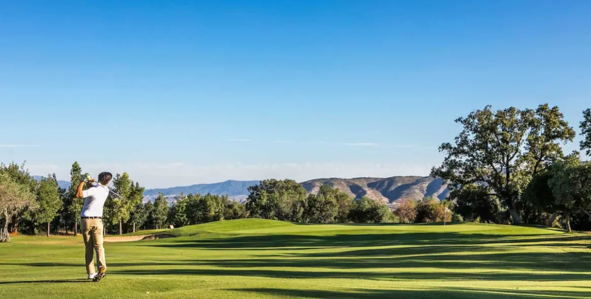 Sale of semi-detached house in Lauro Golf 25