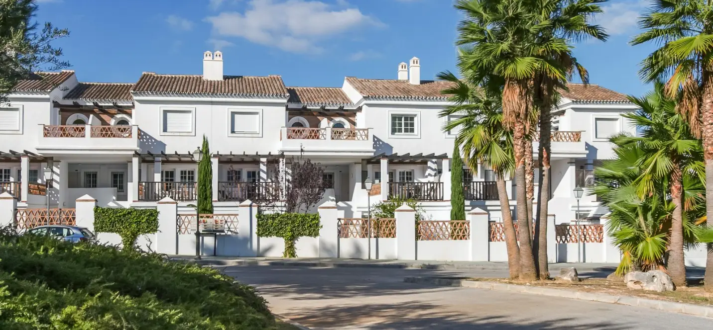 Venta de casa pareada en Lauro Golf 0