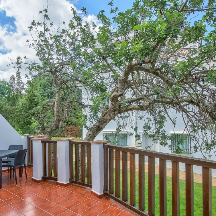 Venta de casa pareada en Lauro Golf