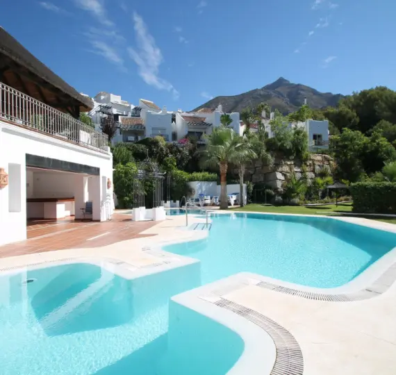 Продажа таунхауса в Istán