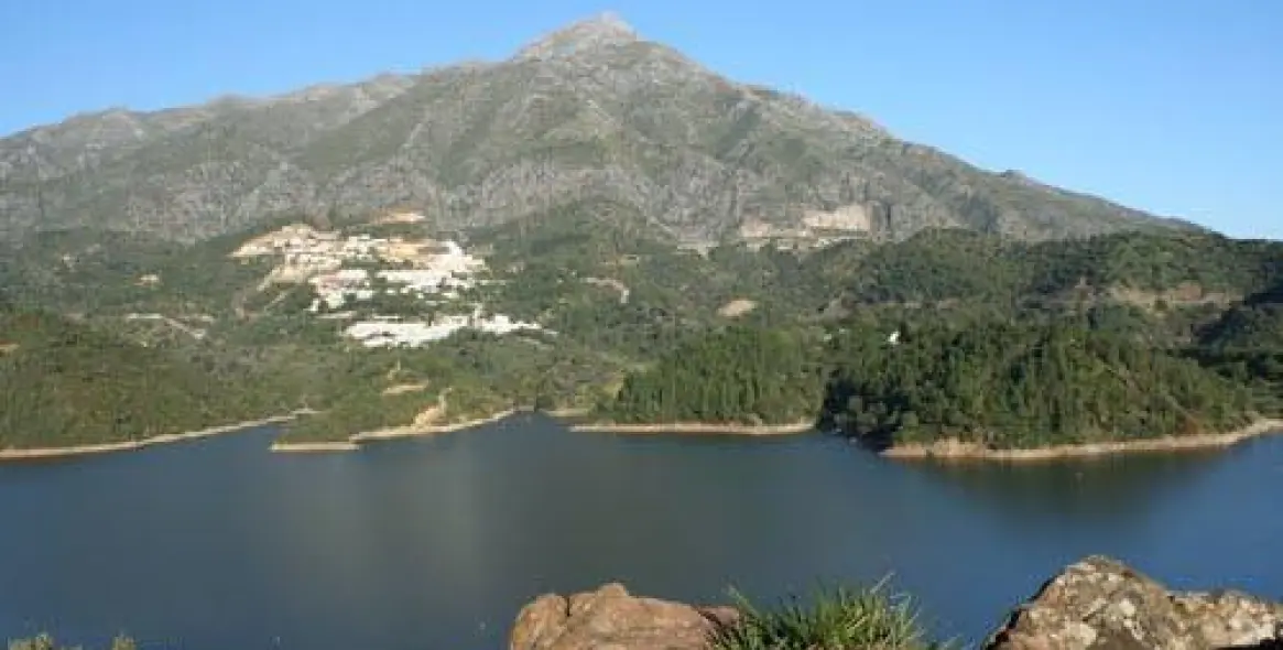 Продажа таунхауса в Istán 5