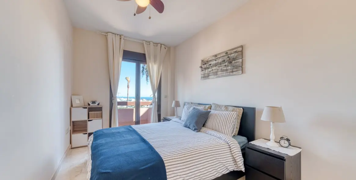 Sale of townhouse in Estepona 13