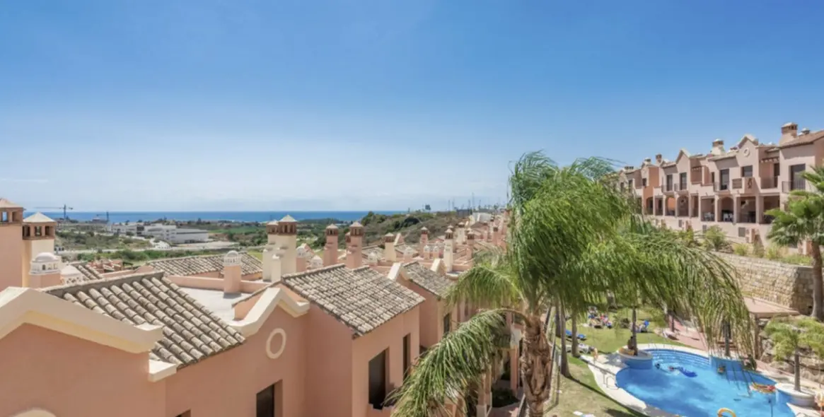 Venta de adosado en Estepona 1