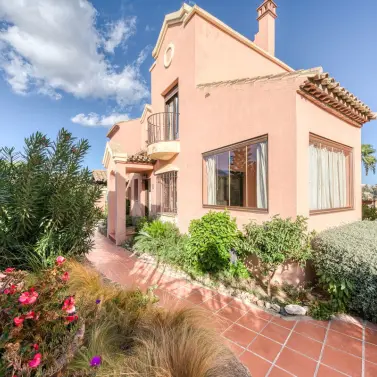 Venta de adosado en Estepona