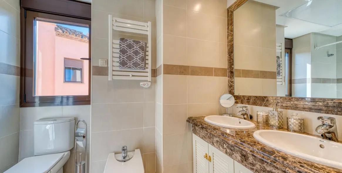 Продажа таунхауса в Estepona 23