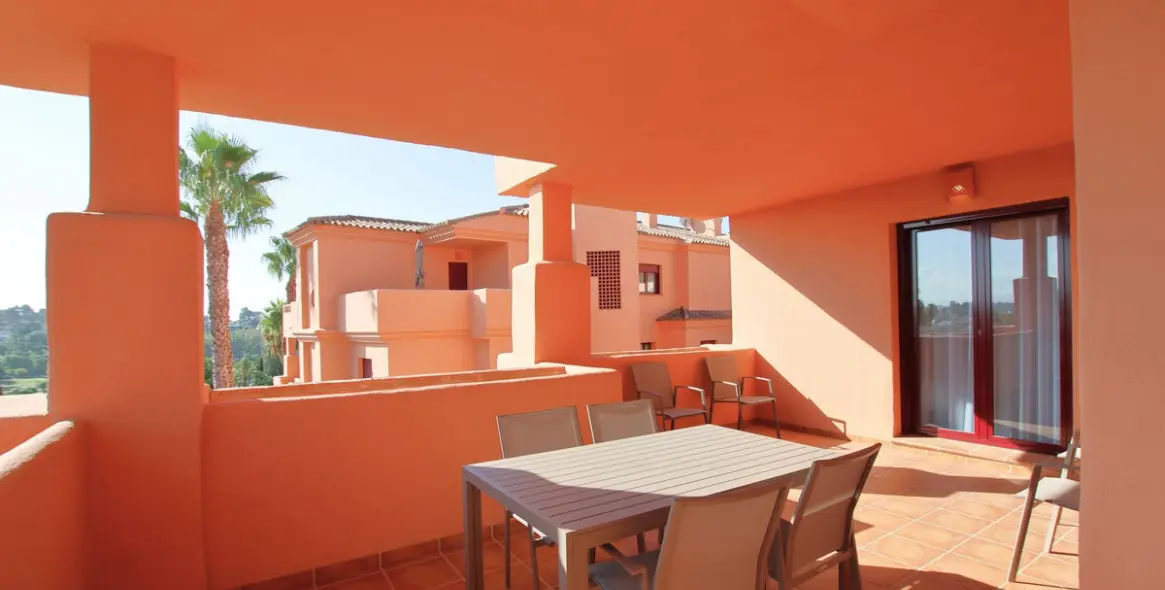 Sale of penthouse duplex in Benahavís 11