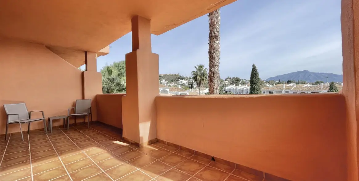 Sale of penthouse duplex in Benahavís 18