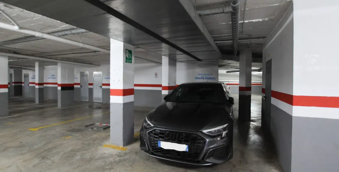 Venta de ático dúplex en Benahavís 36