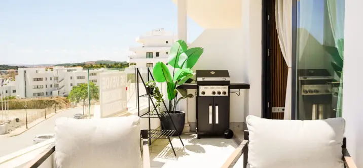 Middle floor apartment R4810156 1