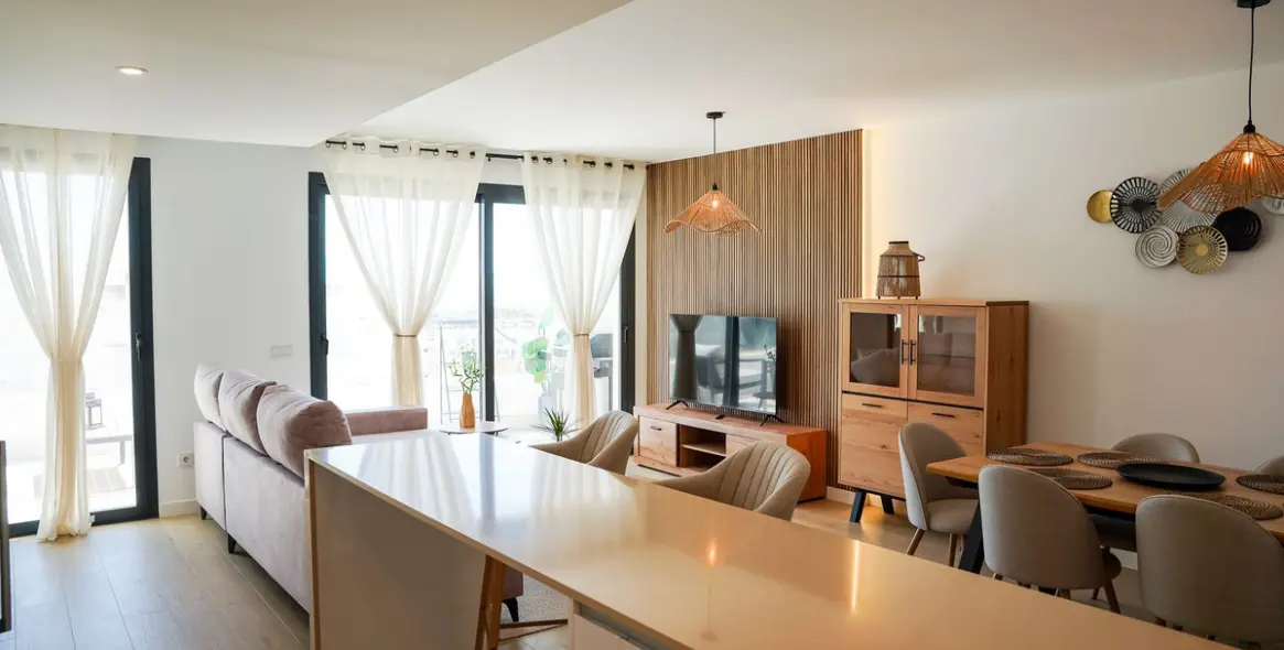 Sale of middle floor apartment in Estepona (district Estepona) 3