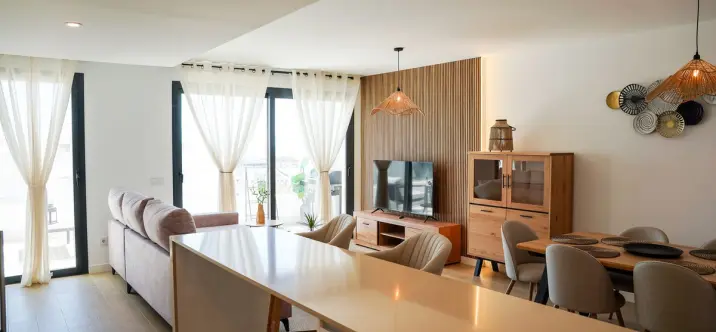 Middle floor apartment R4810156 2