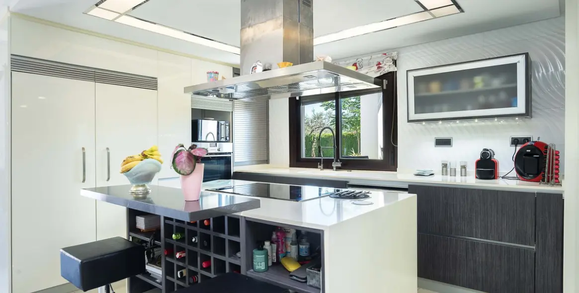 Sale of detached villa in Antequera 17