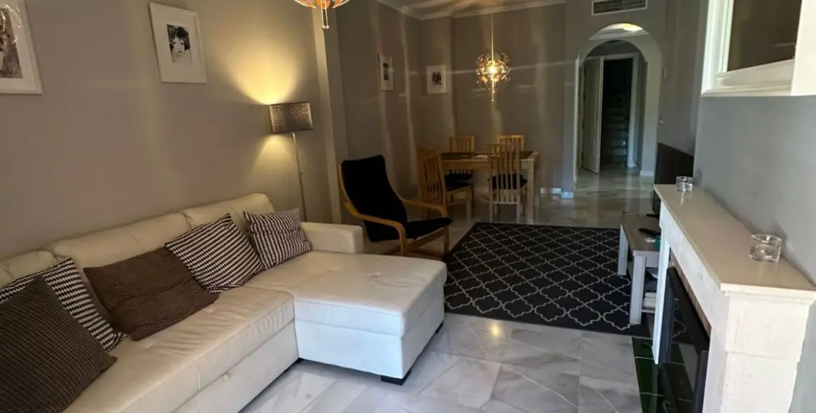 Sale of ground floor apartment in Estepona 5