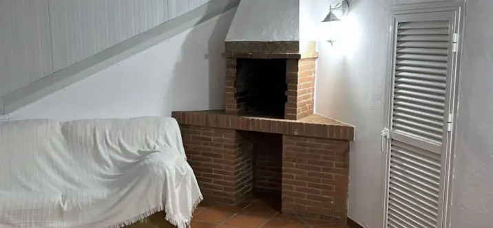 Продажа  отдельно стоящей виллы в Casares Pueblo 3