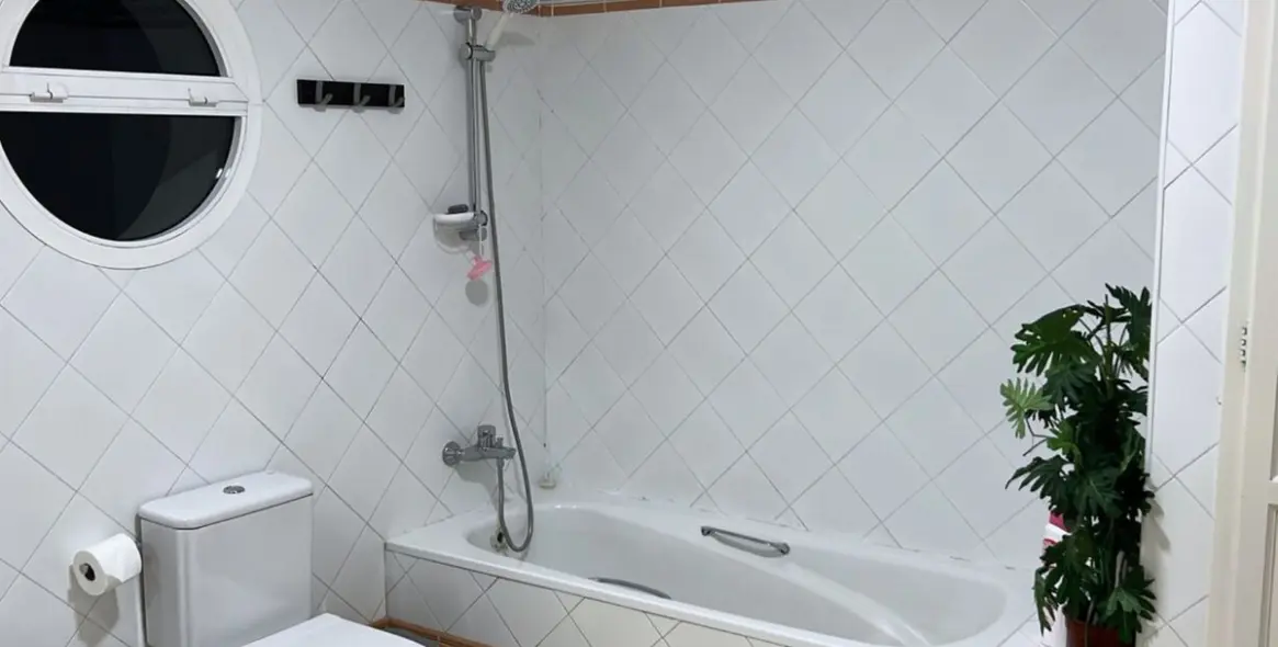 Sale of detached villa in Casares Pueblo 25