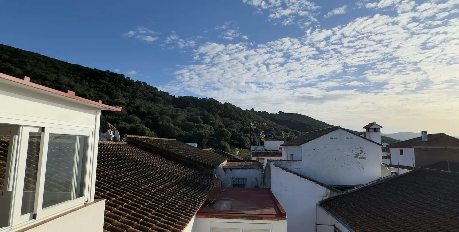 Продажа  отдельно стоящей виллы в Casares Pueblo 13