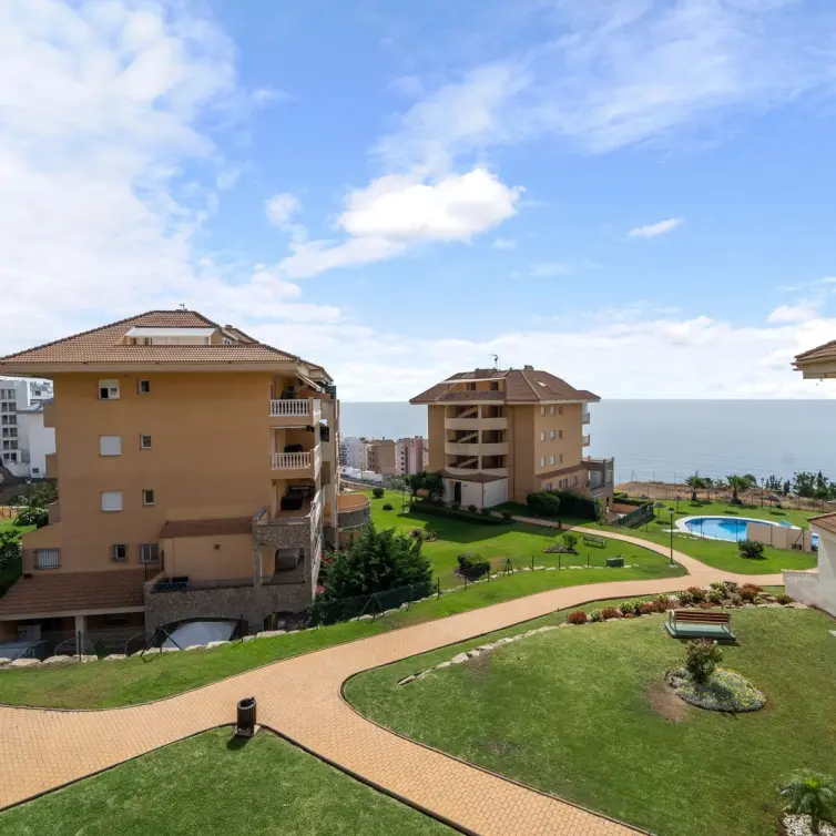 Venta de apartamento en planta media en Fuengirola