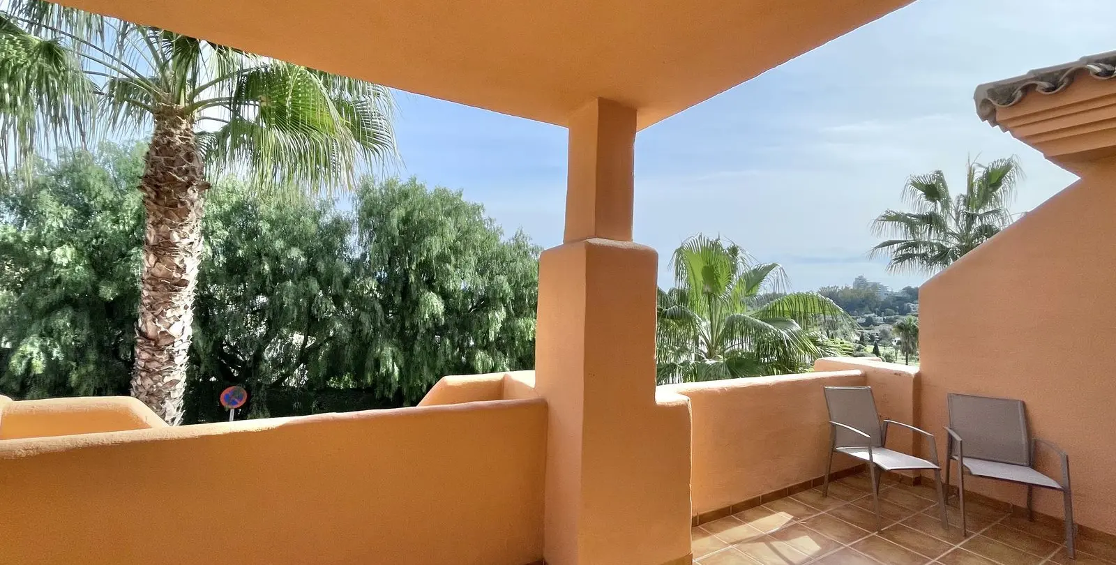 Venta de ático dúplex en Benahavís 9
