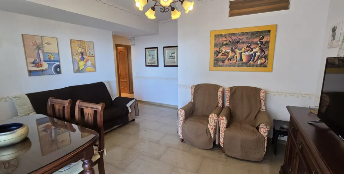 Продажа апартаментов на среднем этаже в La Carihuela 6