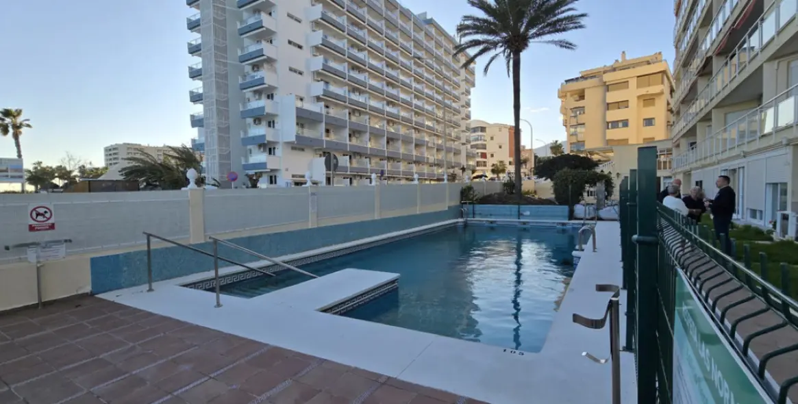 Продажа апартаментов на среднем этаже в La Carihuela 16