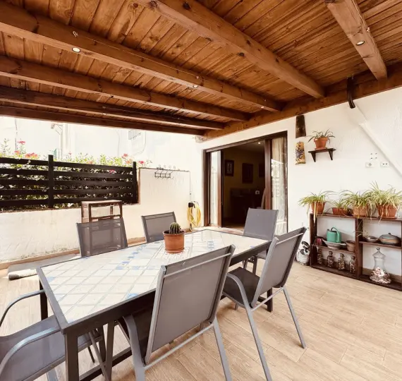 Sale of townhouse in Casares Playa