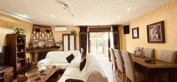 Sale of townhouse in Casares Playa 4