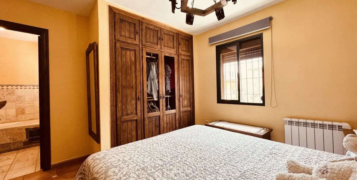 Sale of townhouse in Casares Playa 14