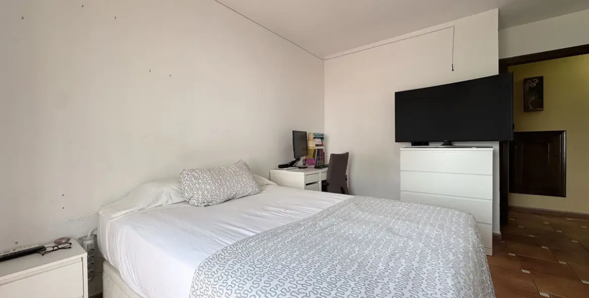 Sale of townhouse in Casares Playa 17