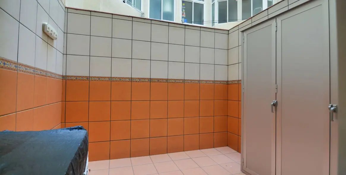 Sale of middle floor apartment in Los Boliches 16