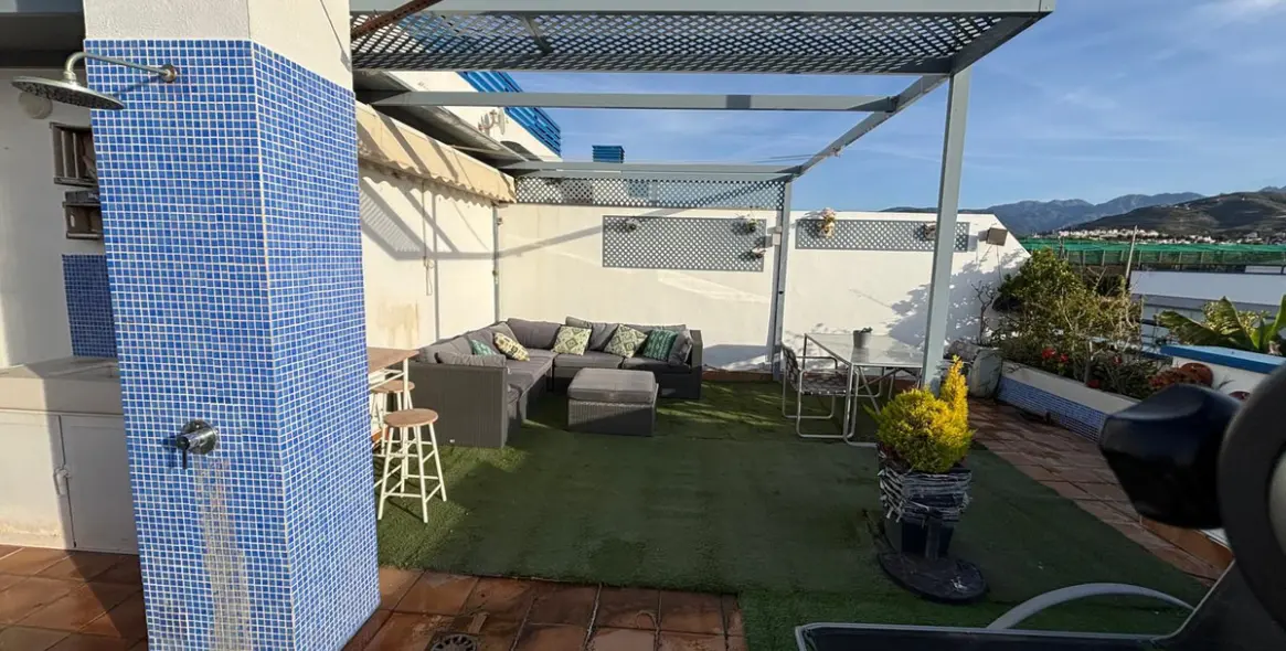 Venta de ático dúplex en Torrox Costa 2