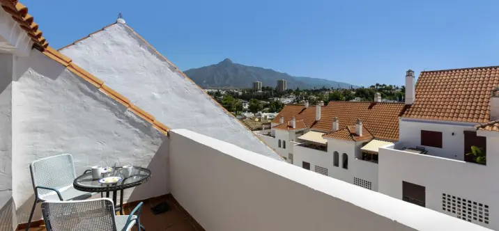 Продажа пентхауса в Nueva Andalucía 3