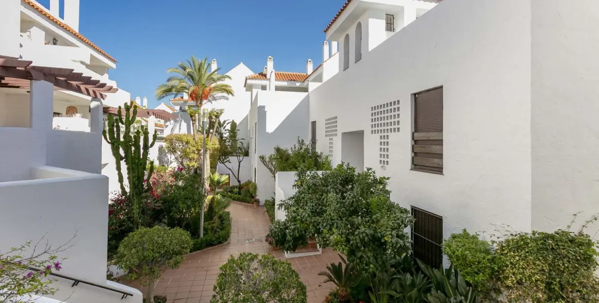 Продажа пентхауса в Nueva Andalucía 15